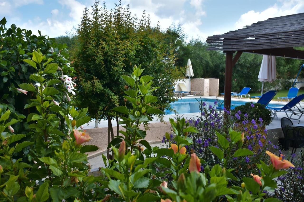 Eleonora Αnissaras Hotel Herszonisszosz Kültér fotó